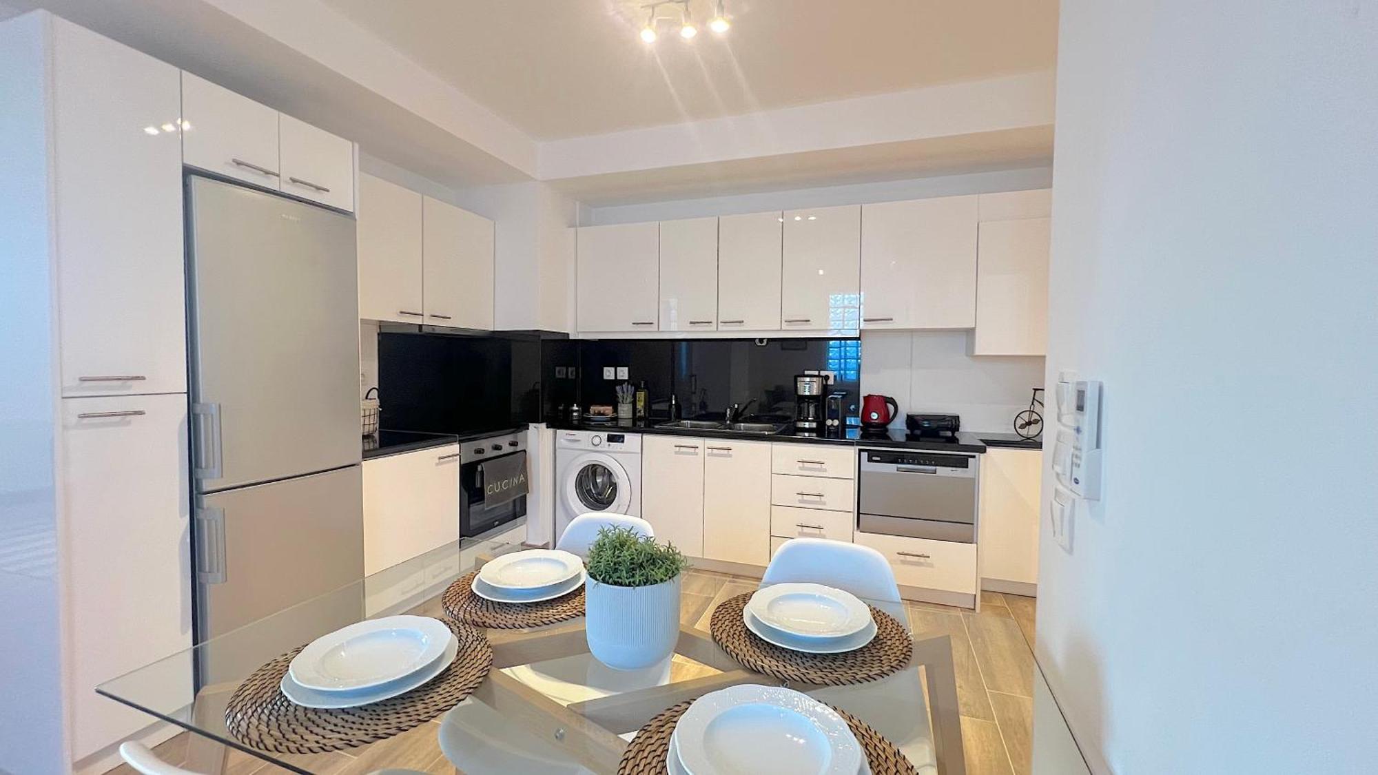 Pentelis Cozy Apt In Paleo Faliro Aten Exteriör bild